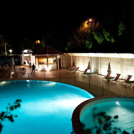 Oasiclub - 4*