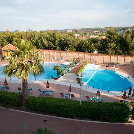 Oasiclub - Hotel apartamentowy Vieste